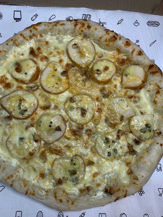 Pizza pera mel gorgonzola e nozes grande 35cm
